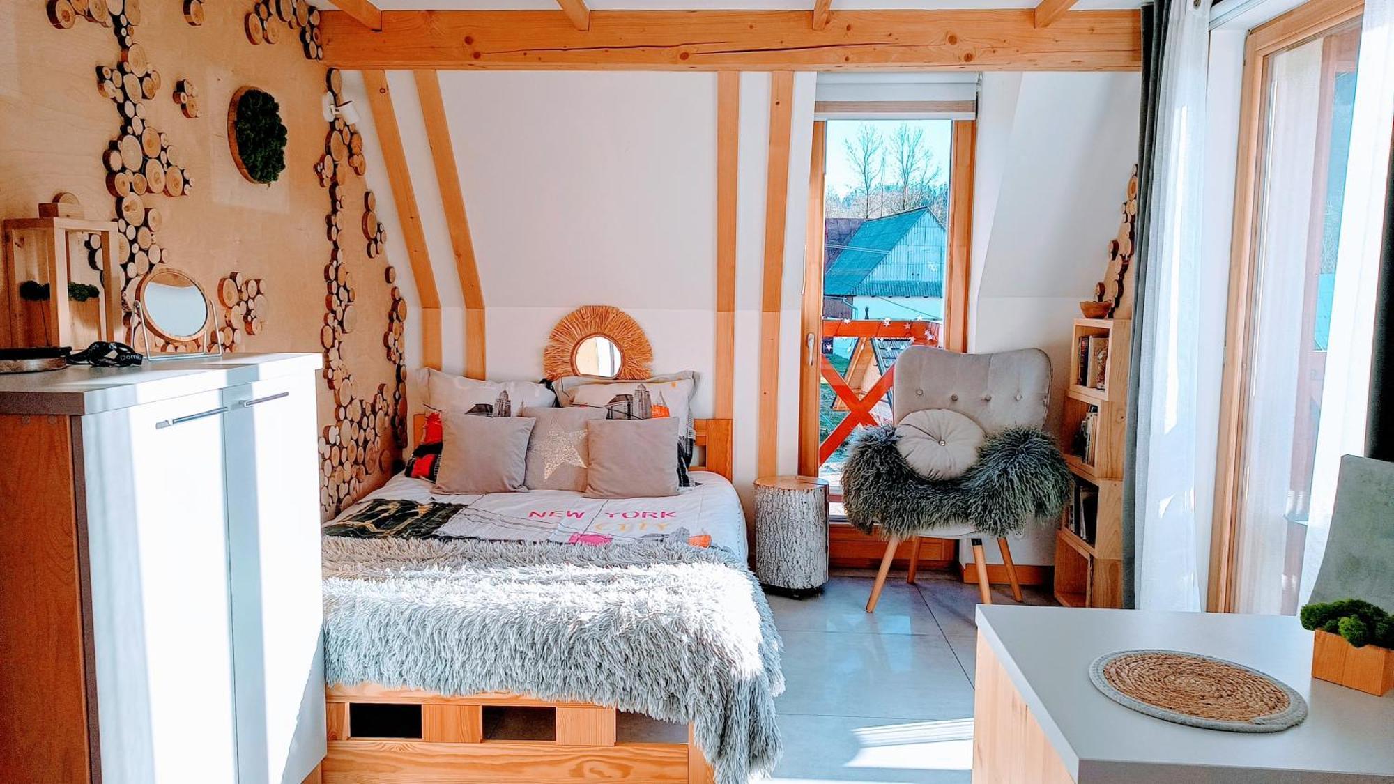 Lux Houses W Domku Tylko Dwa Apartamentyz Jacuzzi Zewnetrznym Groń Dış mekan fotoğraf