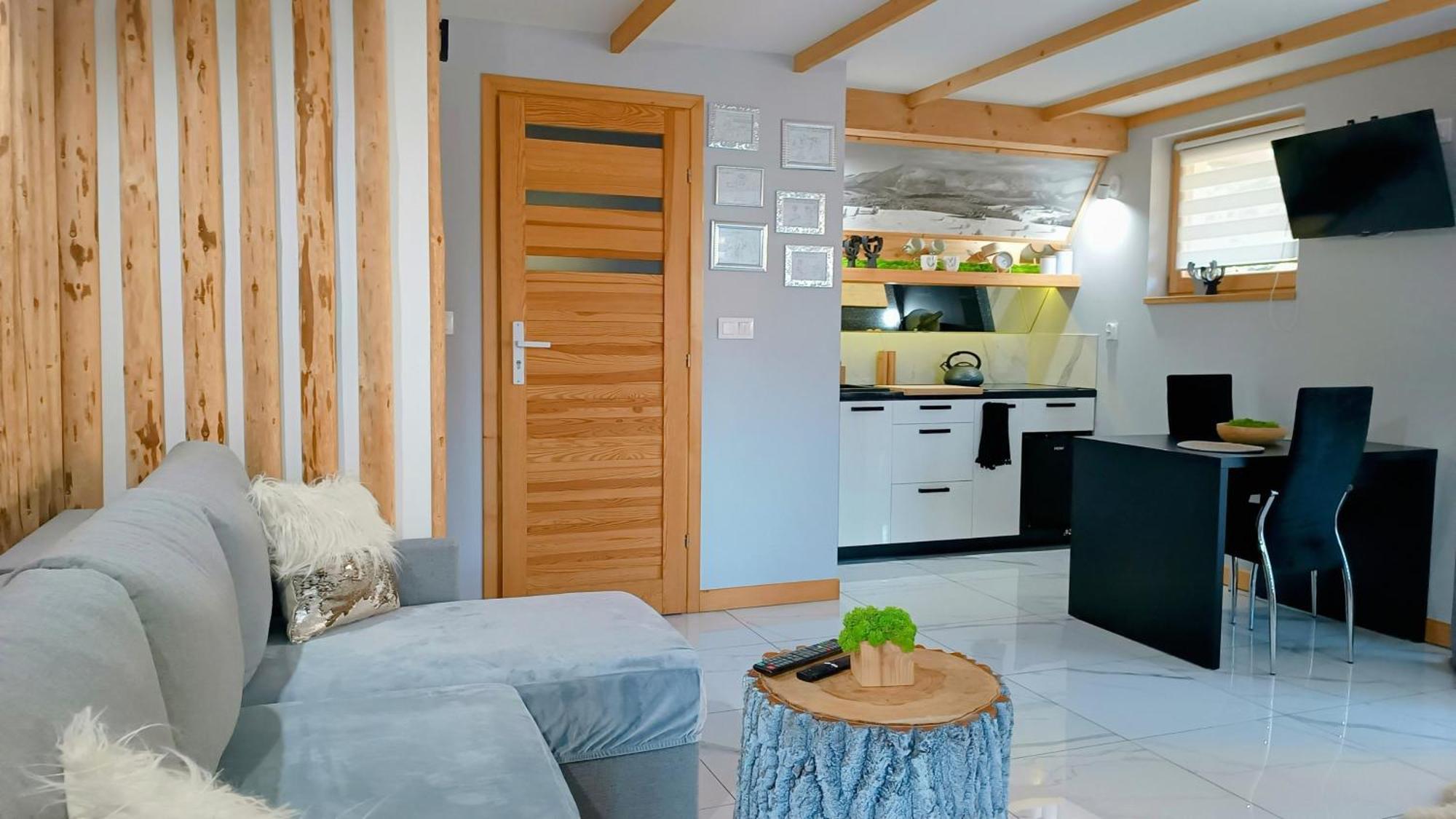 Lux Houses W Domku Tylko Dwa Apartamentyz Jacuzzi Zewnetrznym Groń Dış mekan fotoğraf
